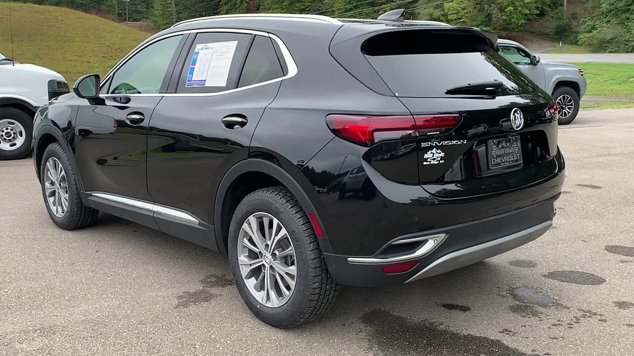 Used 2023 Buick Envision Preferred FWD image 3