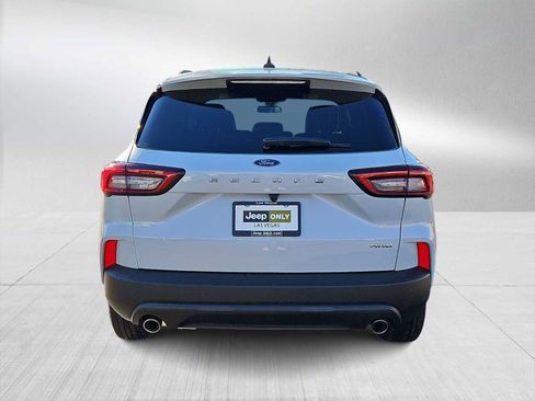 Used 2025 Ford Escape ST-Line image 7