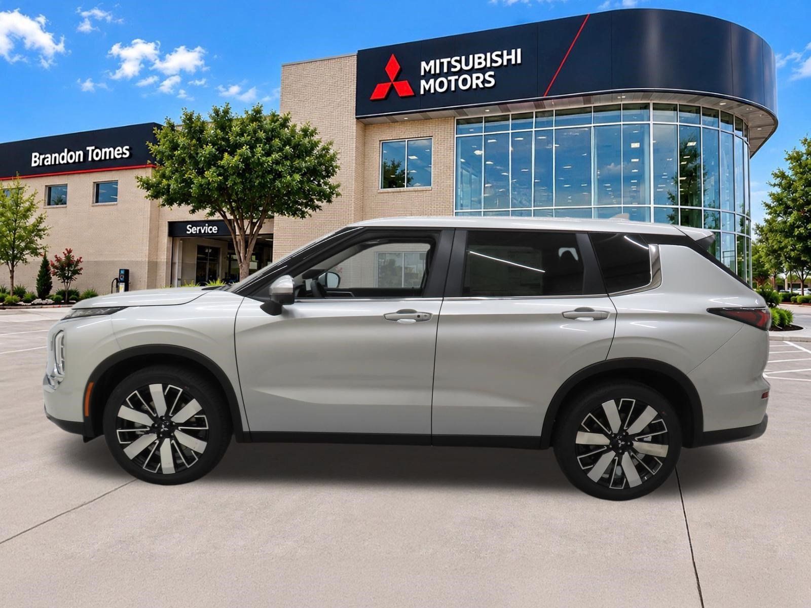 New 2026 Mitsubishi Outlander SE AWD/4WD image 3
