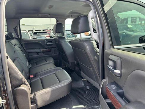 Used 2018 GMC Sierra 1500 SLT w/ SLT Premium Package AWD/4WD image 13
