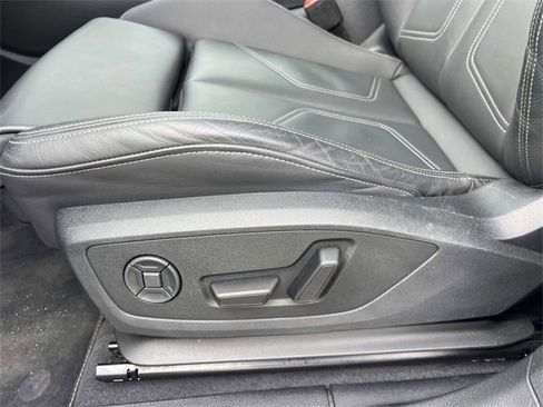 Certified 2025 Audi Q3 2.0T Premium w/ Convenience Package image 16