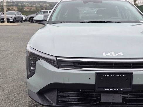 New 2026 Kia K4 FWD image 2