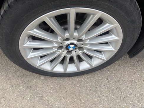 Used 2011 BMW 535i xDrive Sedan AWD/4WD image 6