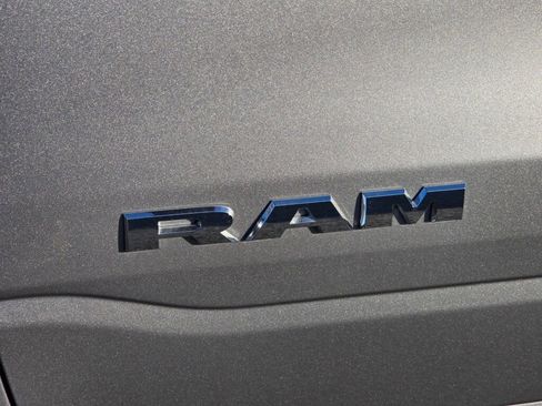 Used 2025 RAM 1500 Laramie image 16