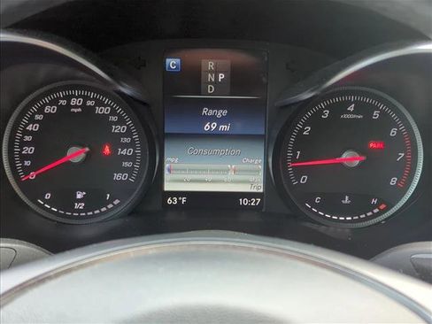 Used 2019 Mercedes-Benz GLC 300 4MATIC image 12
