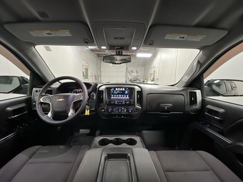 Used 2018 Chevrolet Silverado 1500 LT w/ All Star Edition image 18