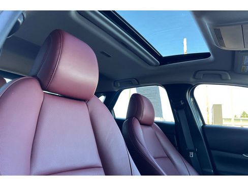 Certified 2023 MAZDA CX-30 AWD 2.5 S w/ Preferred Package image 19