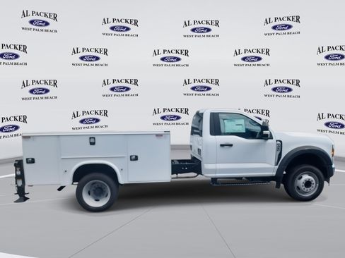 New 2024 Ford F450 XL w/ XL Chrome Package image 6