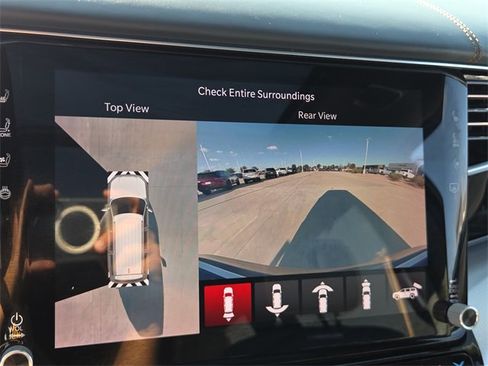 Used 2022 Jeep Grand Wagoneer Series III image 22