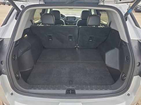 Used 2022 GMC Terrain AT4 w/ Tech Package AWD/4WD image 15