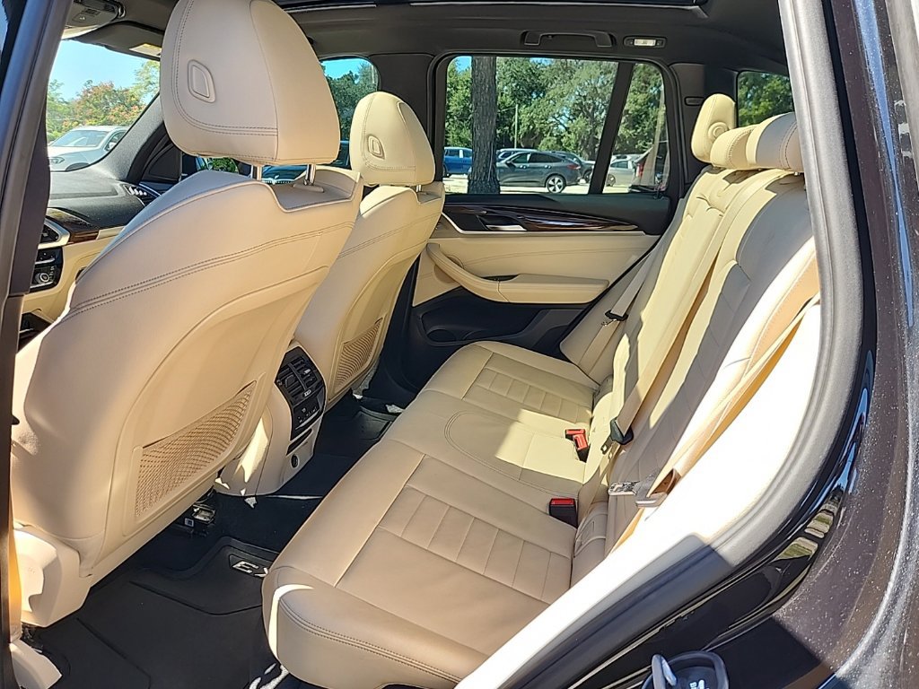 Used 2019 BMW X3 xDrive30i w/ Premium Package AWD/4WD image 3
