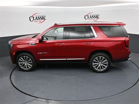 Used 2021 GMC Yukon Denali w/ Denali Premium Package image 15