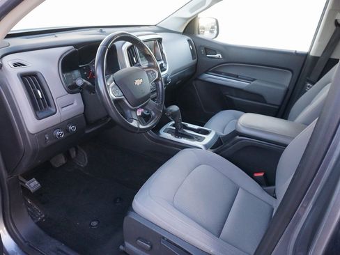 Used 2018 Chevrolet Colorado LT w/ LT Convenience Package image 9