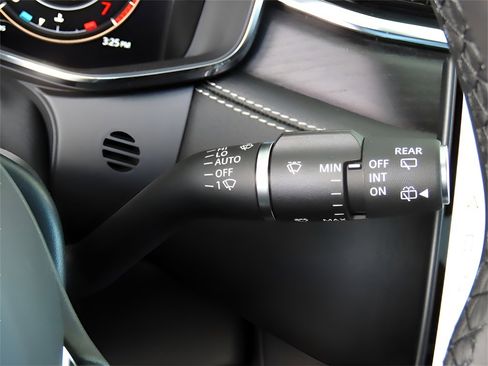 Used 2025 Jaguar F-PACE R-Dynamic S image 44