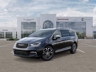New 2026 Chrysler Pacifica Pinnacle