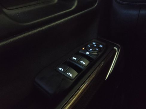 Used 2019 Chevrolet Silverado 1500 RST w/ All-Star Edition RWD image 27