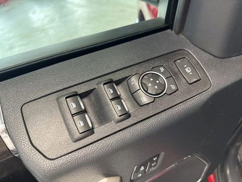 Used 2022 Ford F250 Lariat w/ Lariat Ultimate Package image 19