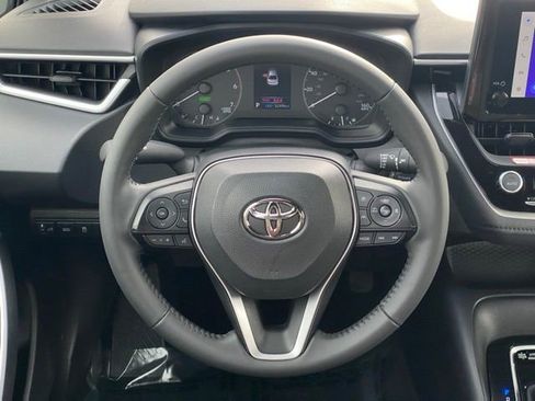 Certified 2025 Toyota Corolla SE image 14