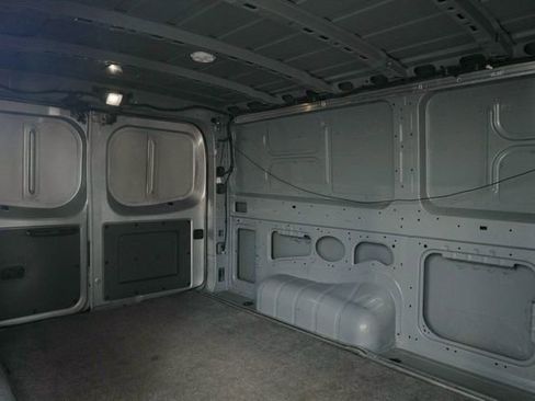 Used 2021 Nissan NV 1500 S image 31