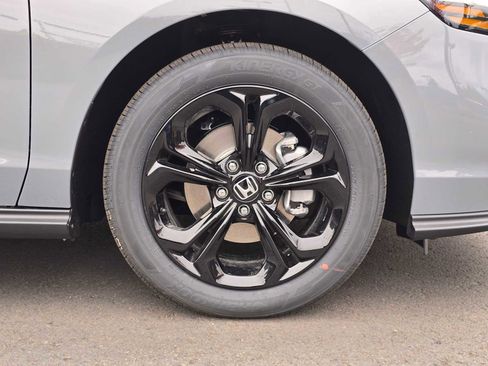 New 2025 Honda Accord SE image 9