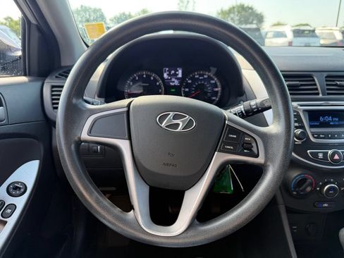 Used 2015 Hyundai Accent GS FWD image 13
