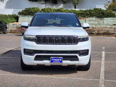 Used 2022 Jeep Grand Wagoneer Series II AWD/4WD image 2