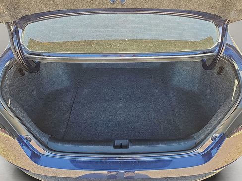 Used 2020 Honda Accord Hybrid image 15