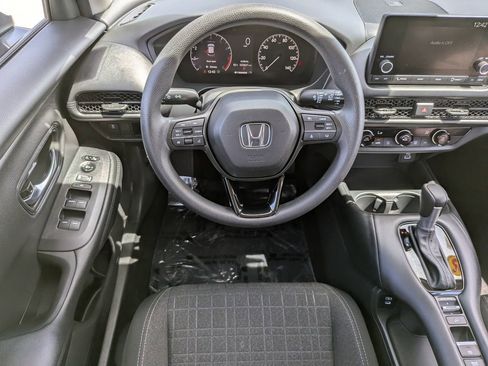 Used 2025 Honda HR-V LX image 15