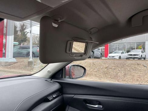 Certified 2025 Nissan Sentra SV w/ Trunk Package image 31