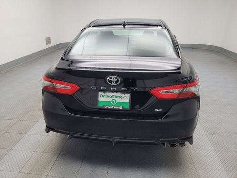 Used 2019 Toyota Camry SE image 7