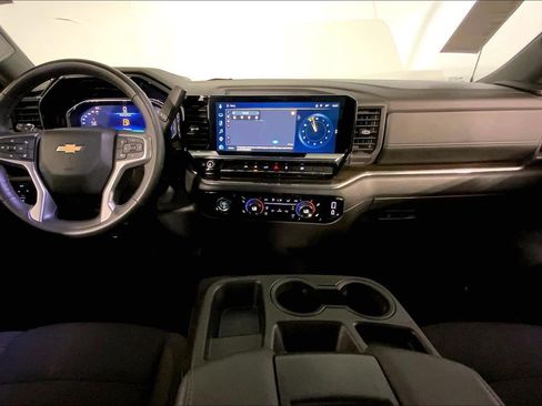 Used 2024 Chevrolet Silverado 1500 LT AWD/4WD image 15