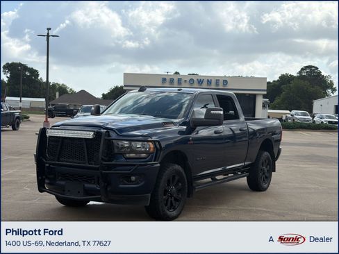 Used 2024 RAM 2500 Big Horn w/ Night Edition AWD/4WD image 1