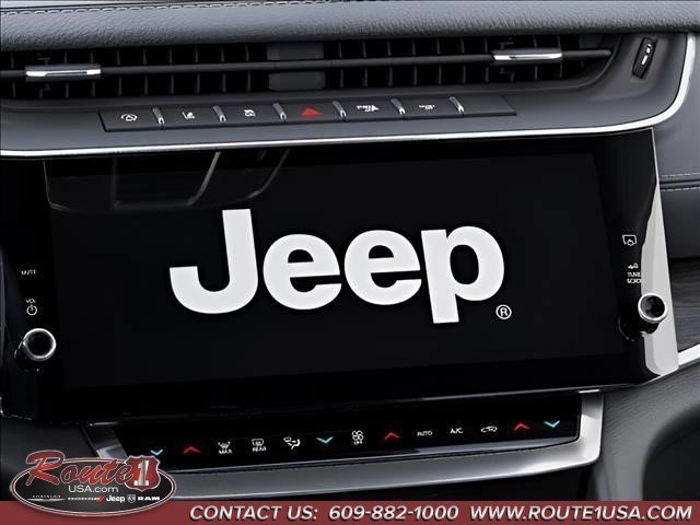 New 2026 Jeep Grand Cherokee Altitude AWD/4WD image 19