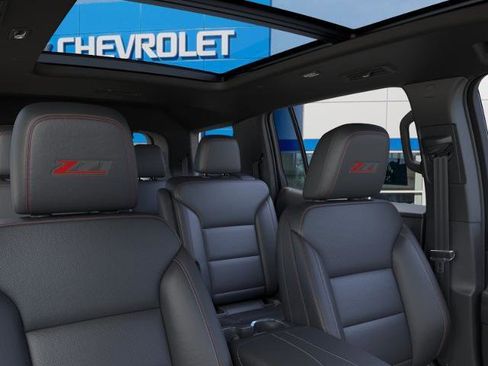 New 2026 Chevrolet Traverse Z71 w/ Enhanced Driving Package AWD/4WD image 56