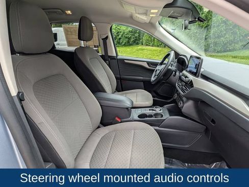 Used 2022 Ford Escape SE FWD image 11