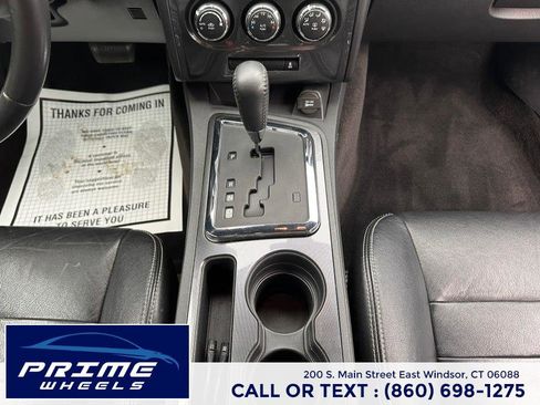 Used 2012 Dodge Challenger SXT image 17