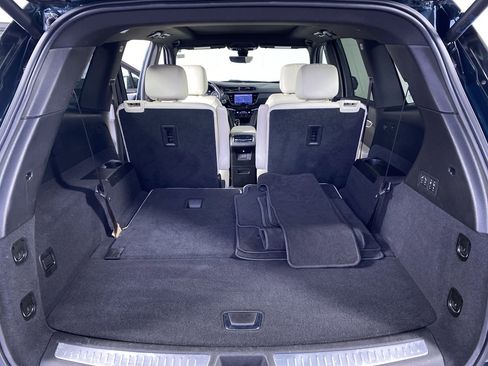 Certified 2025 Cadillac XT6 Sport w/ LPO, Onyx Lite Package image 16