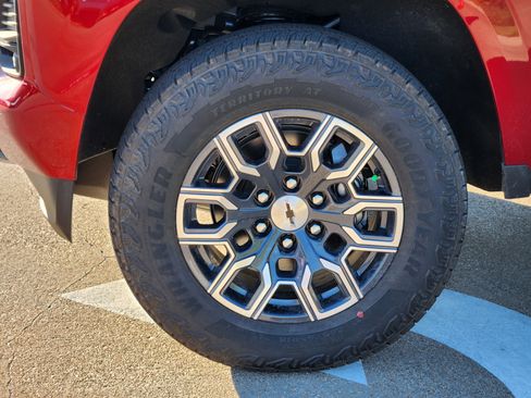 New 2026 Chevrolet Colorado Z71 image 8