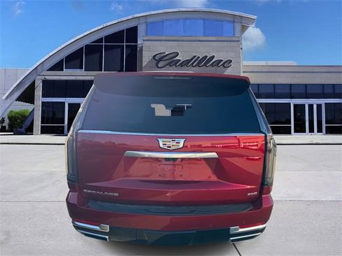 Certified 2025 Cadillac Escalade ESV Premium Luxury Platinum w/ LPO, Radiant Package image 6
