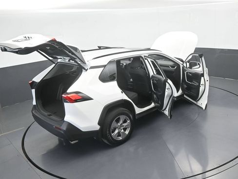 Used 2025 Toyota RAV4 XLE w/ Convenience Package FWD image 63