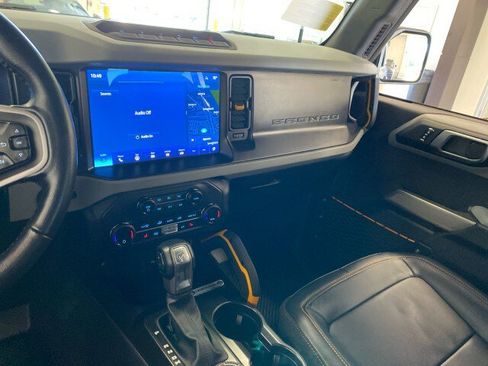 Used 2023 Ford Bronco Badlands AWD/4WD image 13