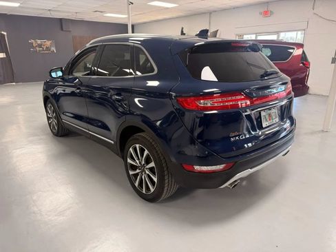 Used 2019 Lincoln MKC Reserve FWD image 4