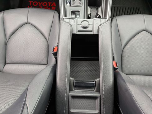 Certified 2024 Toyota Grand Highlander XLE image 36