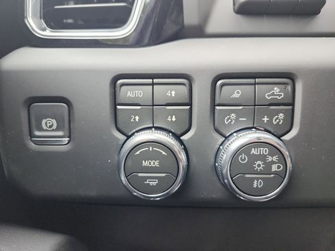 New 2026 GMC Sierra 2500 Denali w/ Denali Reserve Package image 26