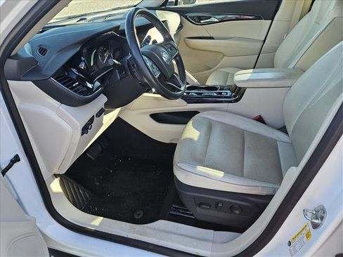Used 2021 Buick Envision Essence w/ Technology Package I image 5