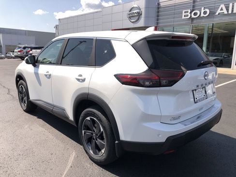 New 2026 Nissan Rogue SV w/ Cold Weather Package image 12