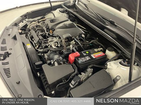 Used 2019 Toyota Camry SE FWD image 48