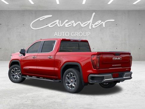 New 2026 GMC Sierra 1500 SLT image 3