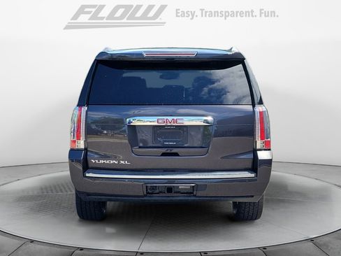 Used 2017 GMC Yukon XL Denali w/ Open Road Package AWD/4WD image 8