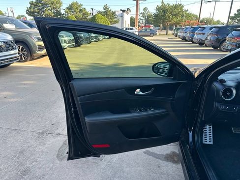 Used 2024 Kia Forte GT-Line w/ GT-Line Premium Package FWD image 16